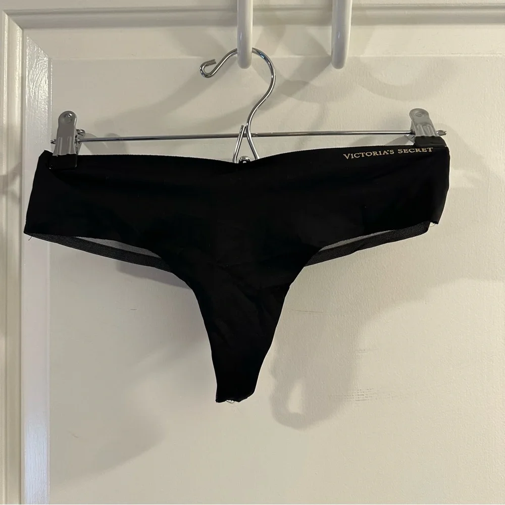 Victoria's Secret No-Show Lacie Thong Panty in Black